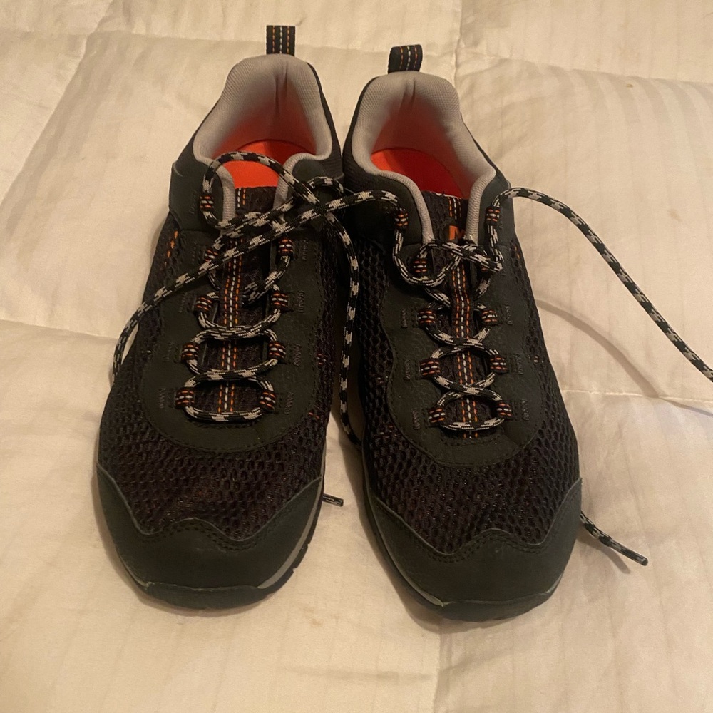 NWOT Men’s Merrell Performance Footwear